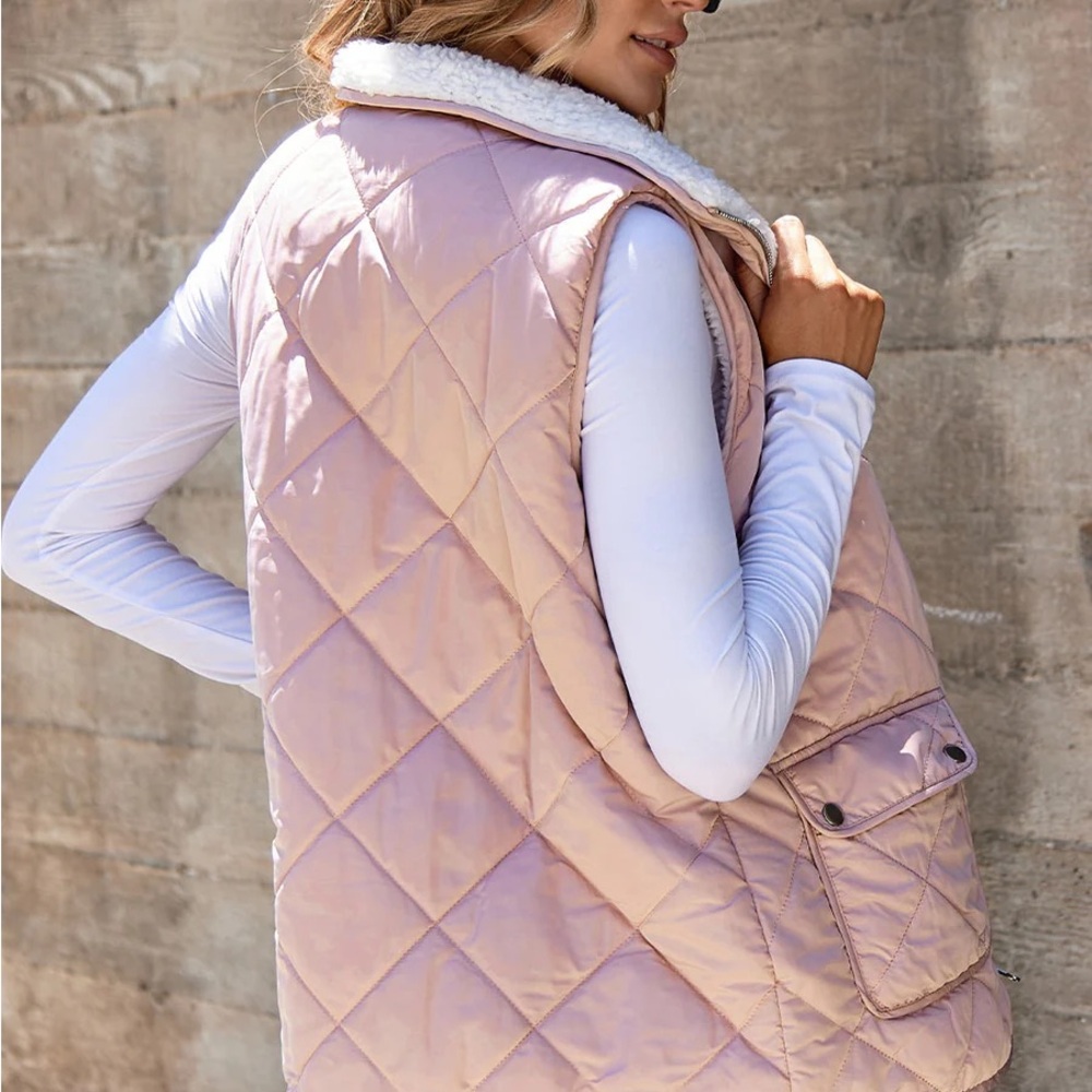 Women's Pink Quilted Vest - Picture 3 of 4